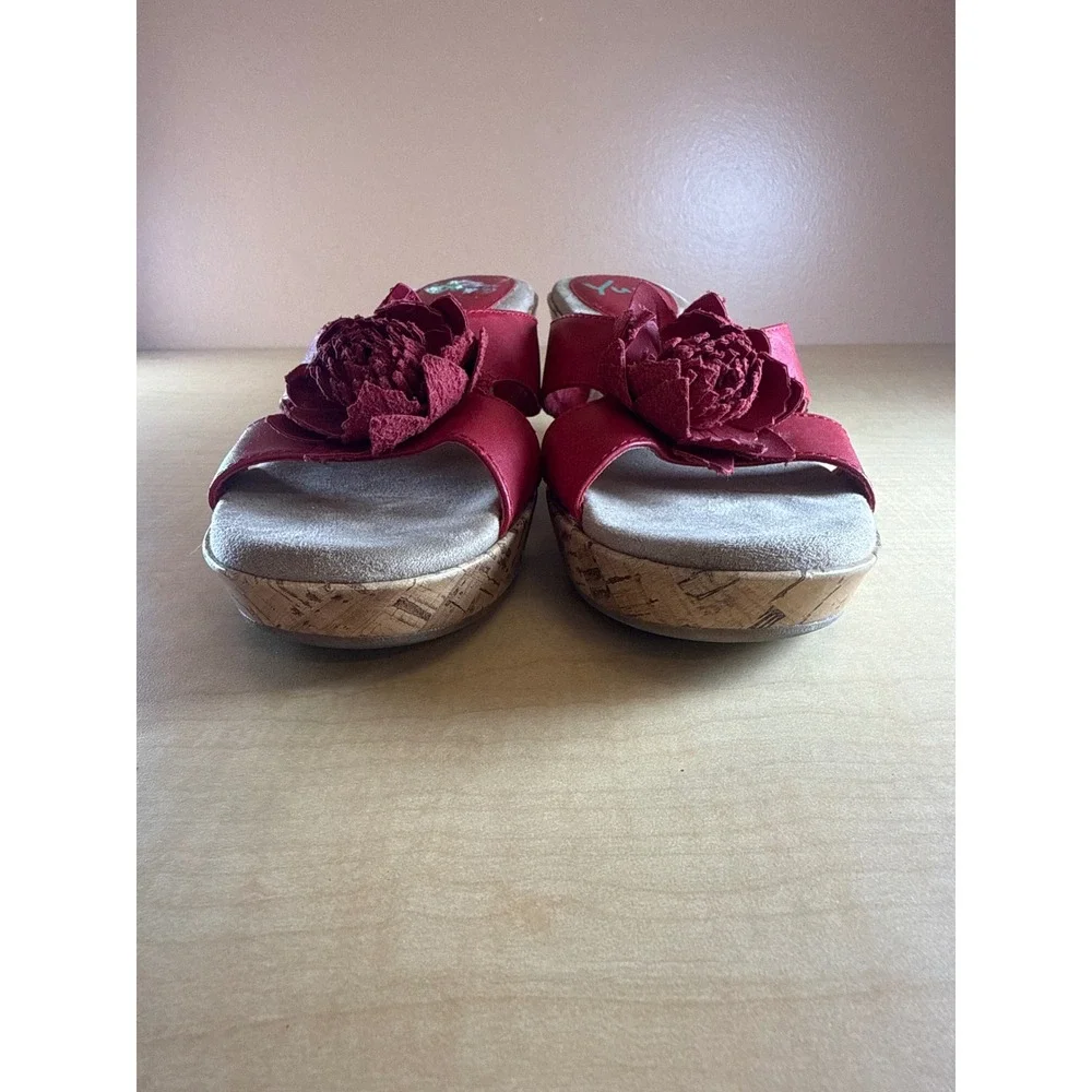 Yuu‎ Red Floral Wedge Sandals Cork Platform Slide Shoes Womens Size 9